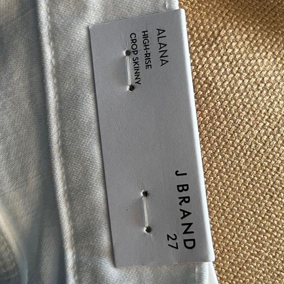 NWT J Brand Alana High Rise Crop Skinny Jeans in White - Picture 8 of 9